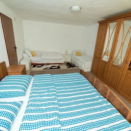 Eko House Dobrenica Bihać