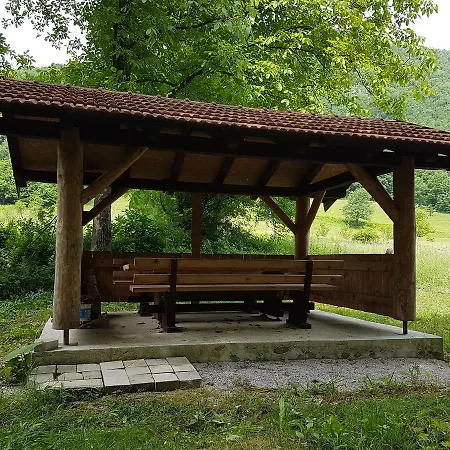 Eko House Dobrenica Tatil Evi Bihać